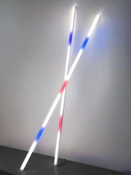 Viktor Heit Mikado mobiles Licht, Acrylrohr, monochrom oder zweifarbig